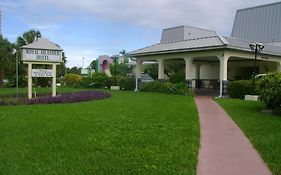 Royal Islander Hotel